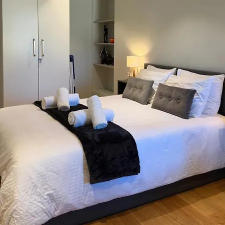 ꨄ Centre Historique Visp, 6 Pers, Unique Apartment Visp