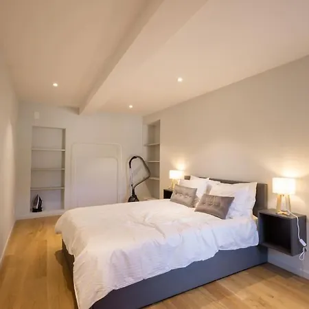 Apartment ꨄ Centre Historique Visp, 6 Pers, Unique